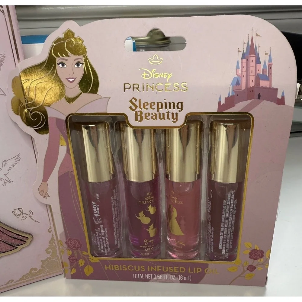 Disney Sleeping Beauty Eyeshadow Palette & Lip Oil Duo‎ Gift Set Coquette NEW